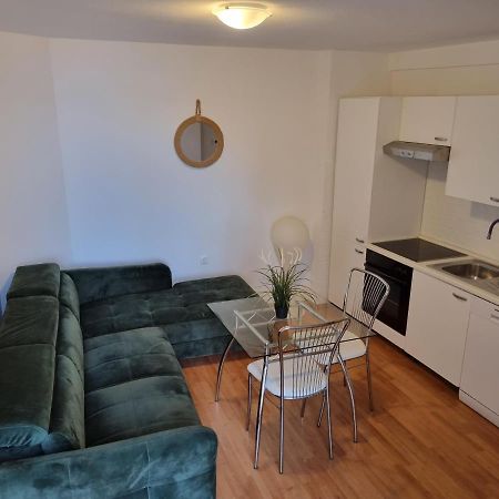 Apartament Moro Vrbnik 2 Zewnętrze zdjęcie