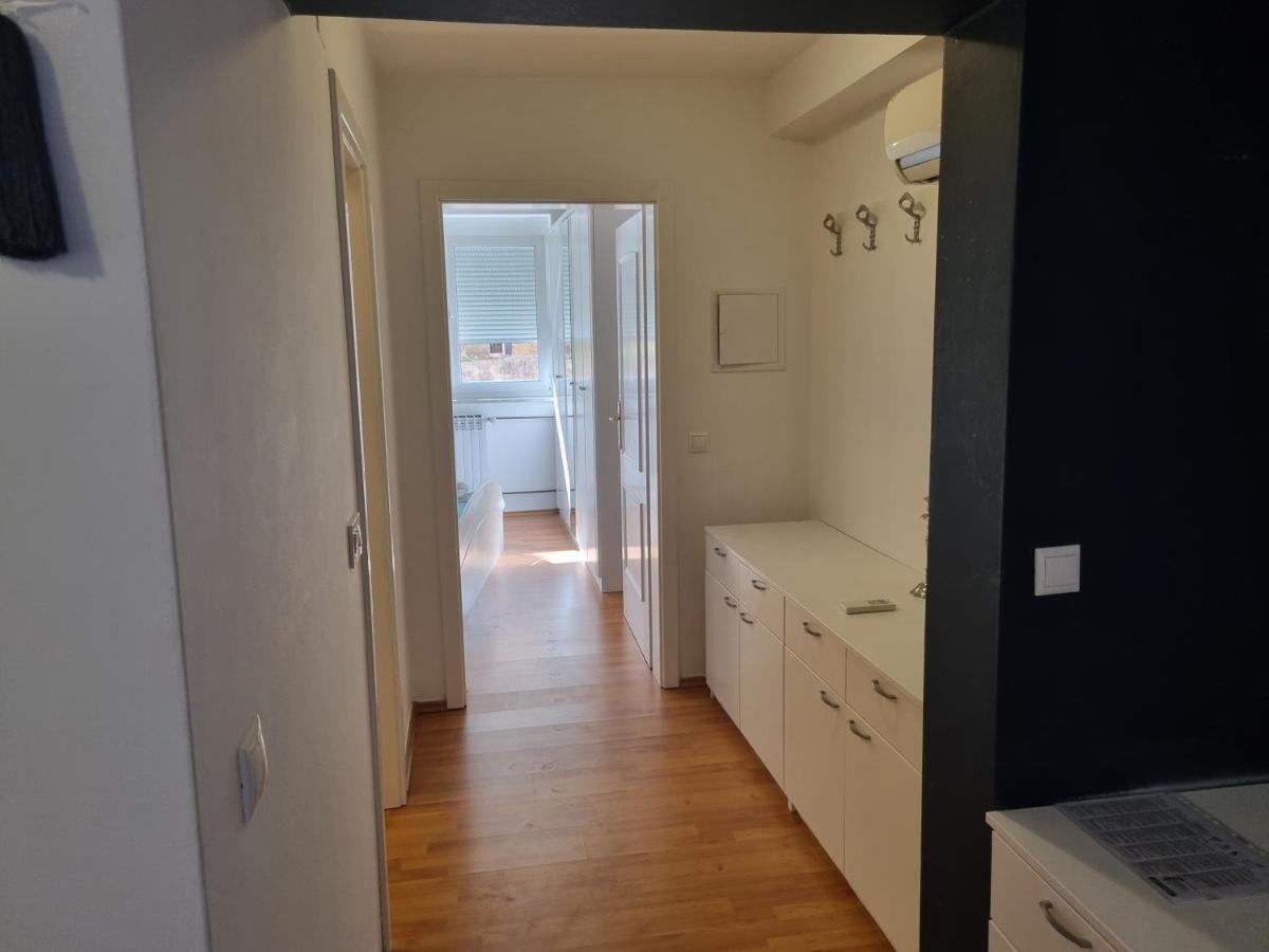 Apartament Moro Vrbnik 2 Zewnętrze zdjęcie